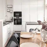 2ndhomes Stunning 2-story Penthouse With Sauna & 2 Terraces
