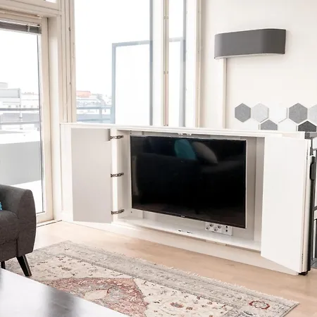 2ndhomes Stunning 2-story Penthouse With Sauna & 2 Terraces דירה הלסינקי