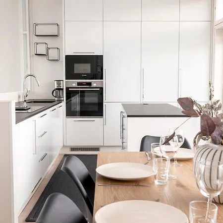 2ndhomes Stunning 2-story Penthouse With Sauna & 2 Terraces