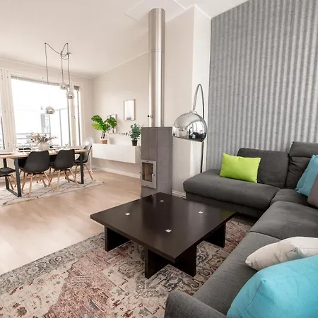 2ndhomes Stunning 2-story Penthouse With Sauna & 2 Terraces * ヘルシンキ