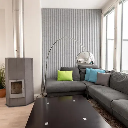 2ndhomes Stunning 2-story Penthouse With Sauna & 2 Terraces アパート *